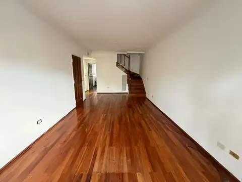 ALQUILER CASA 4 AMBIENTES  COCHERA VILLA ORTUZAR