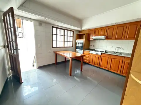 ALQUILER CASA 4 AMBIENTES  COCHERA VILLA ORTUZAR