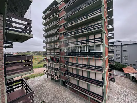 DEPARTAMENTO CON VISTA AL MAR EN VENTA - PINAMAR - 4TO D "PLAYAS I"