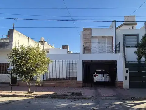 Venta casa 4 dormitorios alto general paz