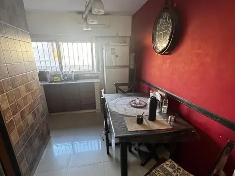 Depto Tipo Casa 3 ambientes con 2 baños