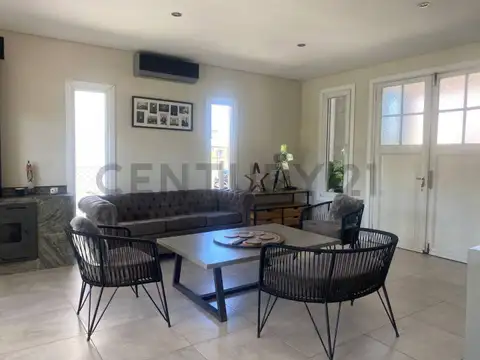 BOULEVARD DE TODOS LOS SANTOS