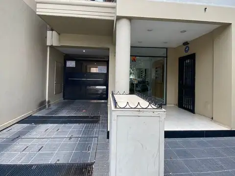 COCHERA A METROS DE BV PELLEGRINI