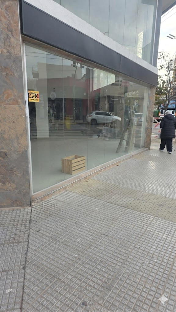 Local en Alquiler en Villa Real, $ 4.000.000