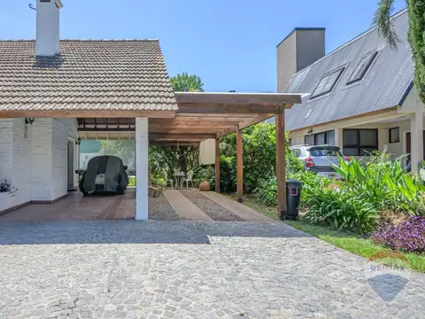 Casa en Alquiler de 3 dormitorios