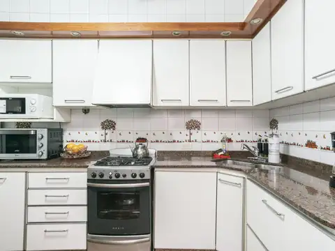 Depto Tipo Casa en Venta 75 años