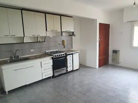 Departamento  en Alquiler en Sáenz Peña, Tres de Febrero, G.B.A. Zona Oeste