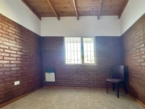 Casa de 3 dormitorios en planta baja con patio y suite principal