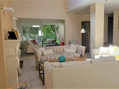 Casa en Venta al Noreste