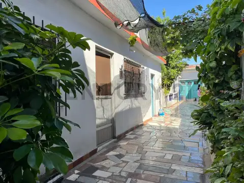 Pasteur 600, Piso 0