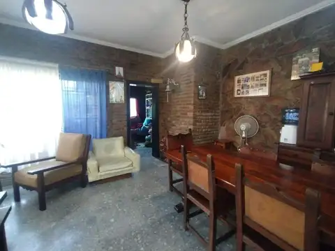Casa en Venta con 1 cochera