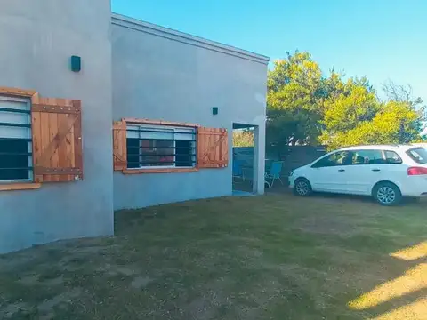 Casa en venta - 2 Dormitorios 1 Baño 2 Cocheras - 480Mts2 - San Clemente del Tuyú