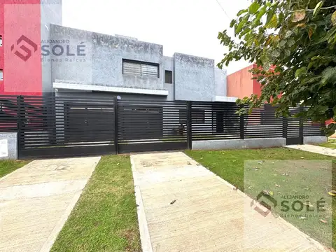 Casa En Venta En Valle Cercano 3 Dormitorios Más Escritorio - Apto Credito