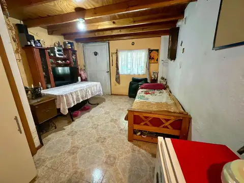 Depto Tipo Casa 4 ambientes con 1 baño