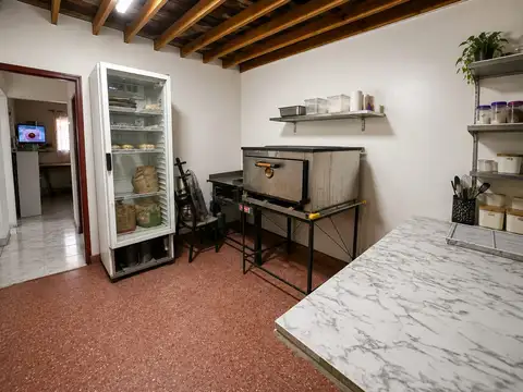 Depto Tipo Casa 5 ambientes con 2 baños