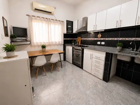 Depto Tipo Casa en Venta de 4 dormitorios