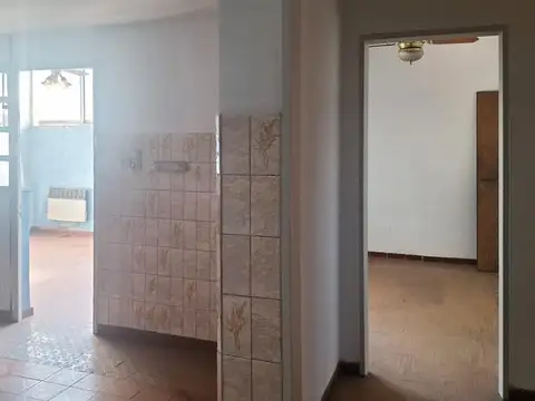 DEPARTAMENTOS Y LOCALES