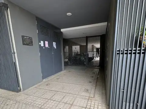 Castellanos 400, Piso 3