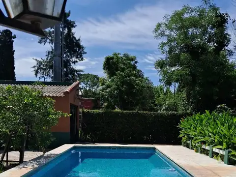 Vende Casa 4AMB c Pileta, 120mts, Grand Bourg