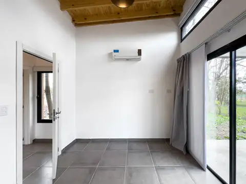 CASA 2 AMBIENTES EN VENTA EN SAN VICENTE