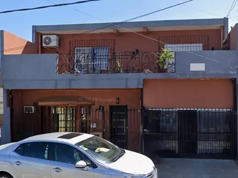 VIVIENDA DE DOS PLANTAS