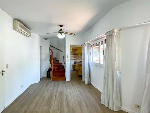 Depto Tipo Casa 3 ambientes con 1 baño