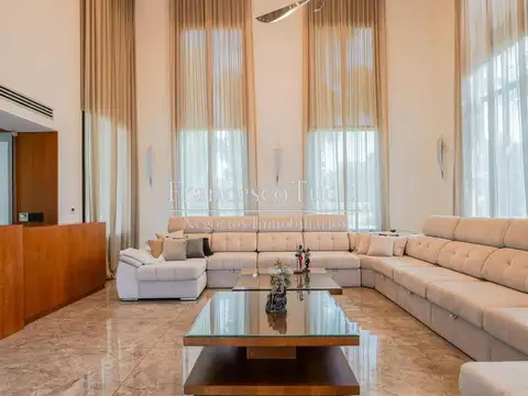 Casa en venta Saint Thomas Oeste Canning