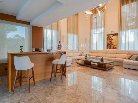 Casa en venta Saint Thomas Oeste Canning