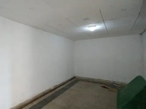 Local en Venta en Abasto, USD 180.000