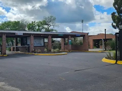 LOTE EN BARRIO PRIVADO SANTO TOMAS