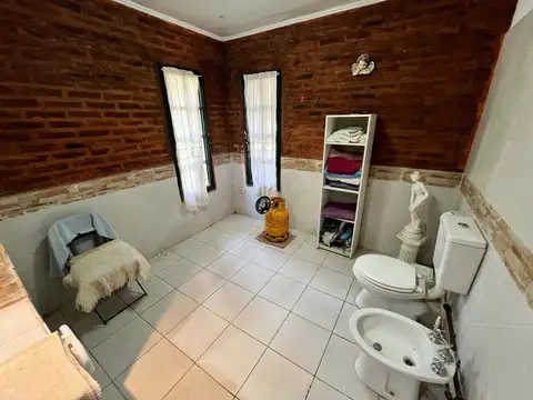 CASA QUINTA A LA VENTA EN ARRECIFES