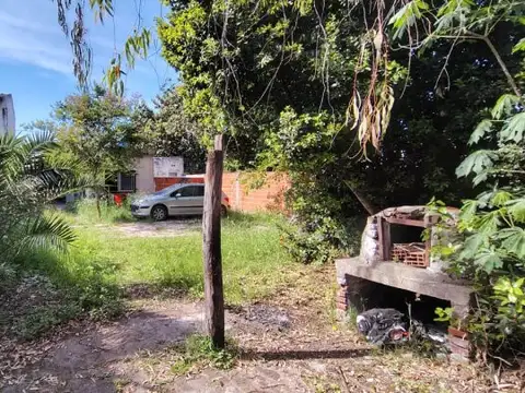 Lote con Mejoras - Morón Sur