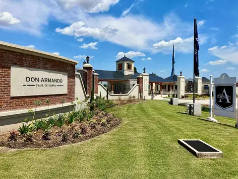 Venta lote a la laguna en el barrio privado Don Armando