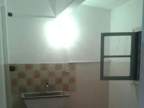 Depto Tipo Casa 3 ambientes con 2 baños