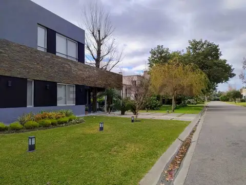 LUIS DE CAMOENS 2000, Piso LOTE 22