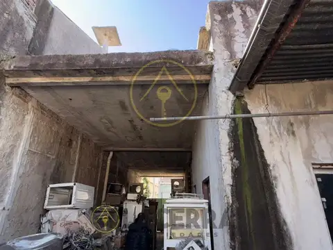 Galpon en Venta 25  mts Fondo