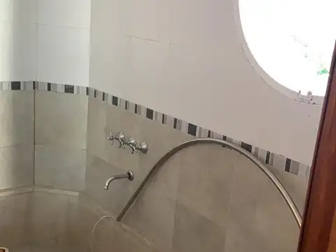 Oficina en Alquiler 50 años