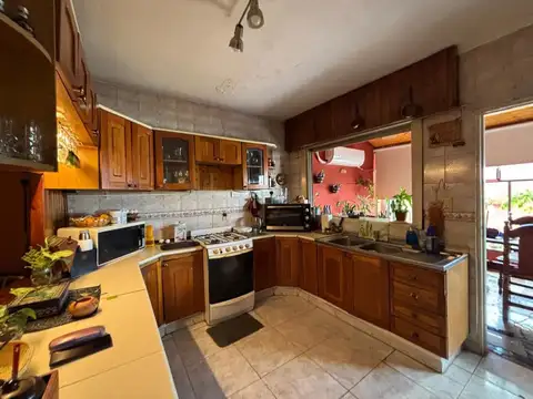 VENTA PH 5 AMBIENTES LOMAS DEL MIRADOR 