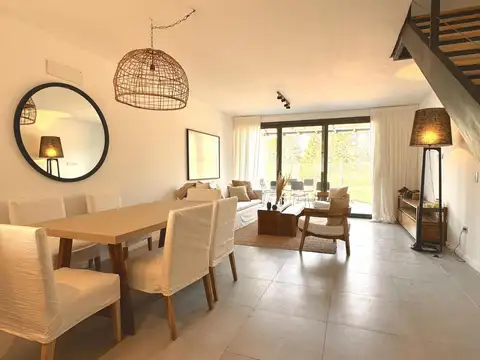Casa en Venta al Oeste