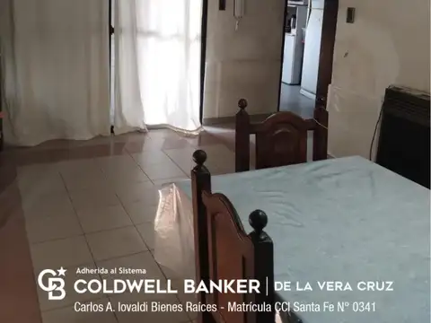 Casa 8 ambientes con 2 baños