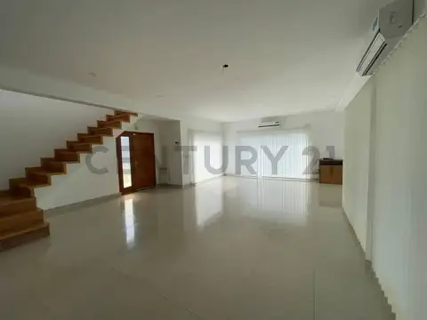 Casa en Venta en Country Santa Rita, USD 250.000