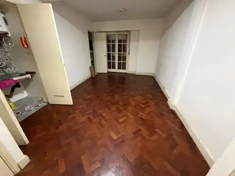 Departamento en Alquiler en Balvanera, $ 550.000