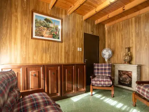 Casa en Venta con 1 cochera