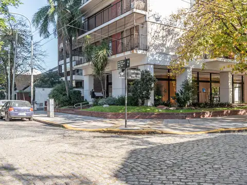 Departamento en alquiler en Villa Devoto  Semipiso con balcon baulera y cochera
