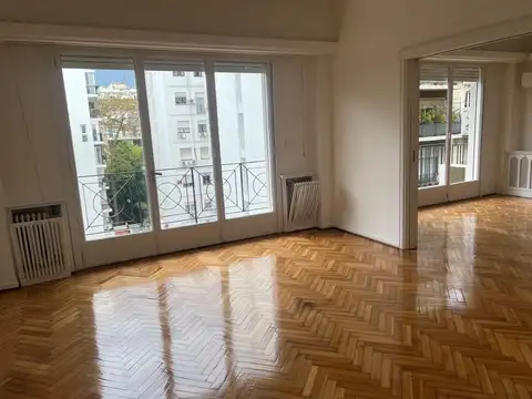 Departamento 7 ambientes con 2 baños