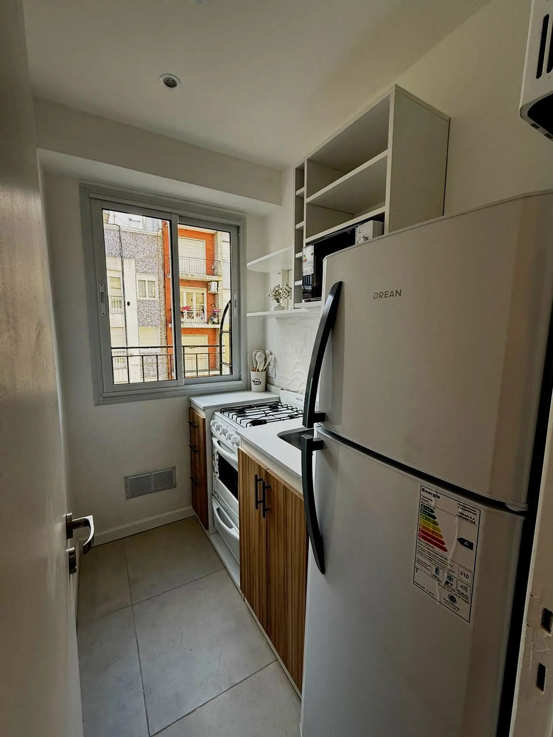 Depto monoambiente a nuevo, 25m² con balcón — Centro