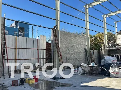 Galpon en Alquiler 30  mts Frente