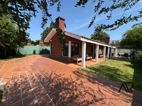 Venta Casa Tres Dormitorios Mas  Apartamento En Gran Terreno Colon Usd 295.000