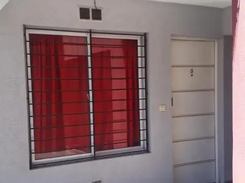 Parana 585 , Piso PB