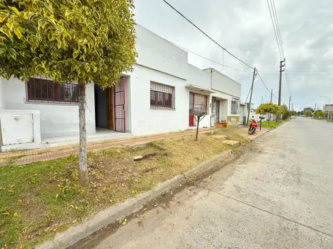 VENTA CASA C/ LOCAL, ZONA VILLA ALDUNCIN